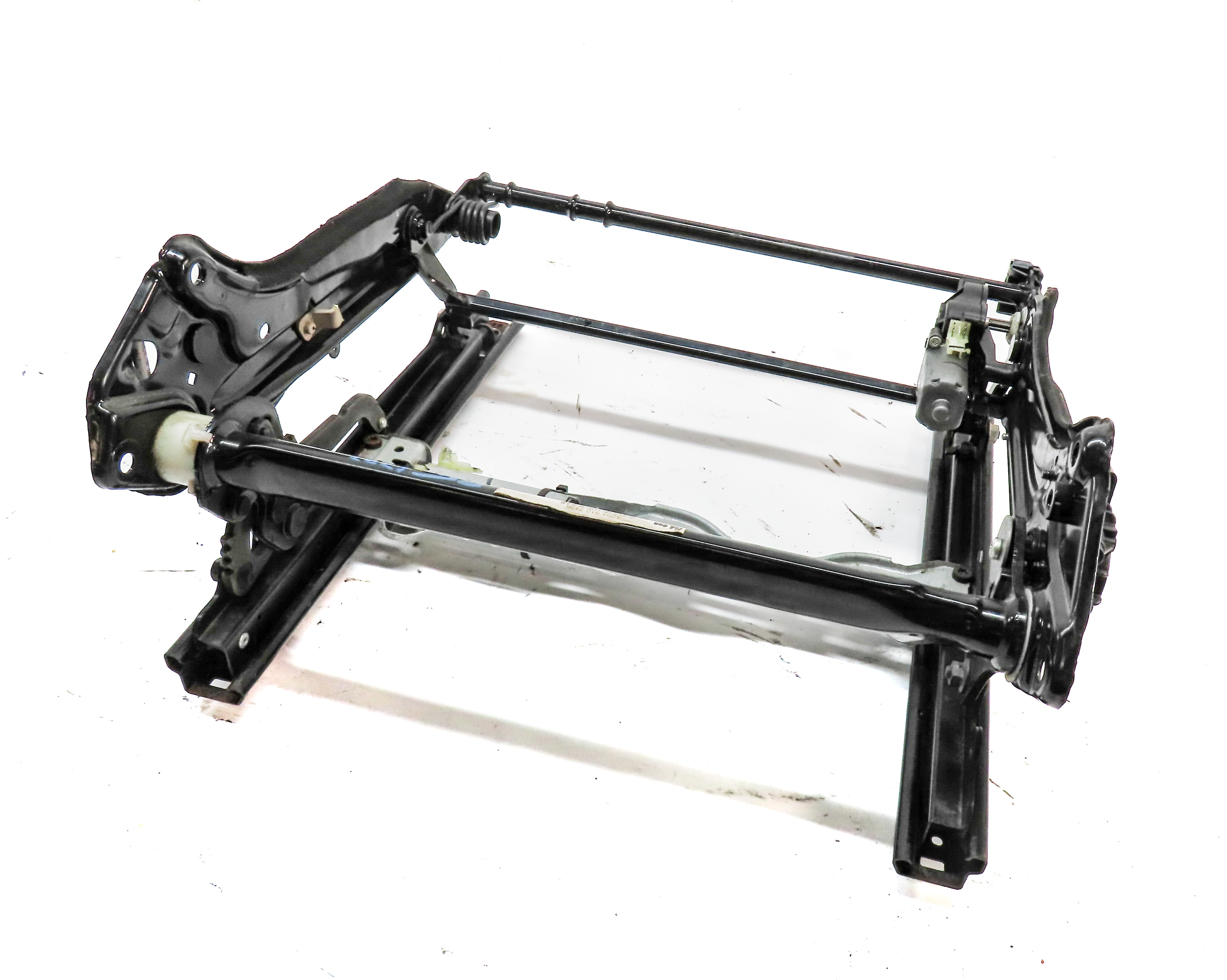08-14 MB C230 C250 C300 C63 (W204) RIGHT FRONT PASSENGER SEAT TRACK w/ MOTORS — exact item pictured
